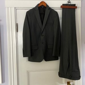 Single breasted mens Haggar H26 suit